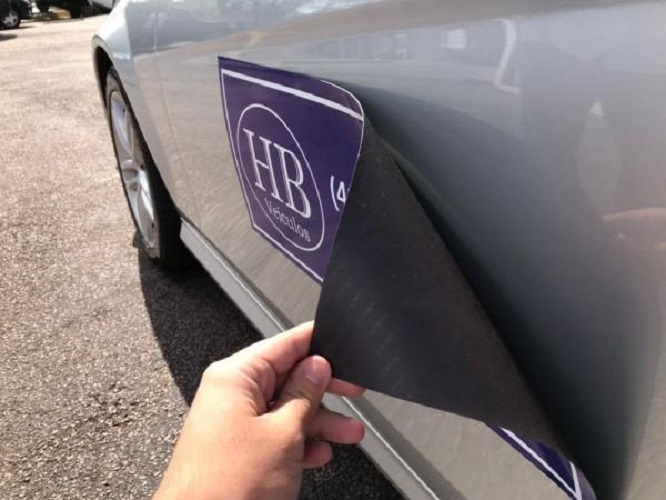 Ímã Automotivo Personalizado São Paulo e ABCD Ímã automotivo personalizado aplicado em veículo para divulgação de empresa em São Paulo e ABCD